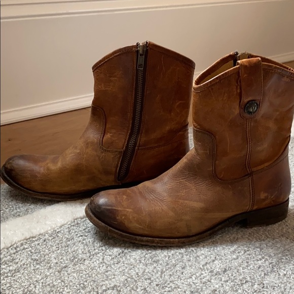 Frye Shoes - Frye Short Melissa Button in antique brown